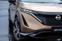【日産 アリア】ダンロップ SP SPORT MAXX 050 を新車装着 画像