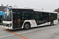 いすゞなど、大型自動運転バスの実証実験を福岡空港で開始 画像