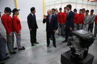 マツダやパナソニックなどもロシアから退避…外務省が渡航中止勧告［新聞ウォッチ］ 画像