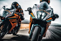 KTM、スーパースポーツ RC390/125をフルモデルチェンジ…スタイル刷新、電子制御も進化 画像