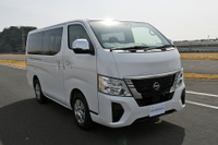 【日産 キャラバン ディーゼル 新型試乗】新エンジンで見違えた、走りと静かさ…島崎七生人 画像