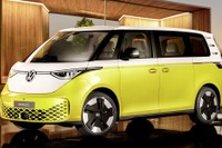 【VW ID.Buzz】ロングホイールベースは3列7名乗り…復活のワーゲンバス 画像
