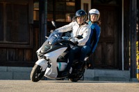 ヤマハ発動機、原2クラスの実証実験用EVスクーター『E01』を7月より導入 画像