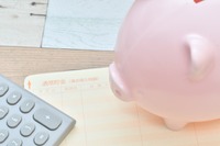 年収がいくらで自家用車を購入する?---30代・40代は600万円 画像