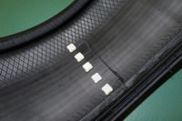 住友ゴム、タイヤ内発電技術を利用した摩耗推定技術を開発 画像