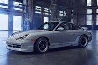 ポルシェ、20年前の 911 をカスタム…1台限り、ポルシェクラブオブアメリカのために 画像