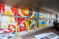 広島ゆかりのアーティスト9名が「戦後100年の願い」を巨大キャンバスに描く…おりづるタワーでプロジェクト進行中 画像