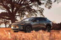【トヨタ bZ4X】EV専用プラットフォーム採用、本格SUVの走破性を追求[詳細写真] 画像
