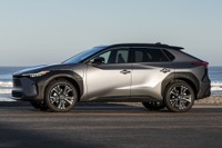 トヨタ『bZ4X』、4万2000ドルのベース価格で今春発売予定…米国 画像