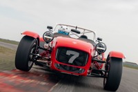 ケータハム史上最高のサーキット性能、『SEVEN 420カップ』…欧州発表 画像