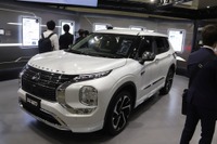三菱 アウトランダーPHEV の「進化」ポイントをじっくり…人とくるまのテクノロジー2022 画像