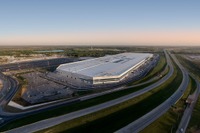 テスラのテキサス工場オープンイベントから見えてくるEV市場の変化 画像