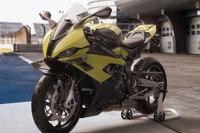 BMW二輪初のM、『M 1000 RR』…50周年記念車を11月まで欧州設定 画像