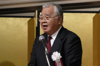 化学工業協会の米倉会長「技術革新で明るい未来を」 画像