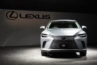 【レクサス RX 新型】進化した「顔」と走り、高級クロスオーバーSUVのパイオニア［詳細写真］ 画像