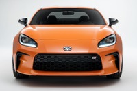 トヨタ GR 86 に限定車…専用オレンジ+ダックテールスポイラー 米2023年型 画像