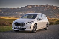 【BMW 2シリーズアクティブツアラー 新型】大型キドニーグリル採用でイメージ一新［詳細画像］ 画像
