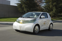 【デトロイトモーターショー09】トヨタから iQ の電気自動車 画像