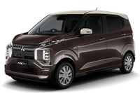 【三菱 eKクロスEV】ヨコハマタイヤ BluEarth-FE AE30 を新車装着 画像