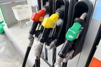 物価「上がった」89%、14年ぶり高水準---ガソリン価格は5週ぶり下落［新聞ウォッチ］ 画像