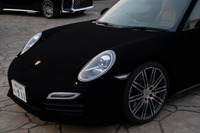 驚きの黒さ! 世界一黒いポルシェ『911』が登場…土曜ニュースランキング 画像