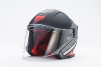 アプリリア純正オープンフェイスヘルメット発売、スポーティなグラフィックと赤い内装 画像