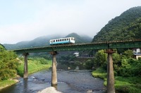 自動運転車両で予土線の利用促進…鉄道駅と道の駅を結ぶ実証実験 8月21-28日 画像