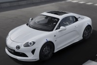 アルピーヌ A110 にEV、動力性能は内燃エンジン車と同等…プロトタイプ欧州発表 画像