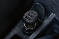 エレコム、車載充電器4モデルを発売…すべり止め付きなど、シガーソケット接続 画像