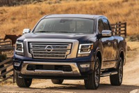 日産の大型ピックアップトラック、V8はクラス最強の400馬力… タイタン 2023年型 画像