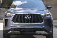 インフィニティ『QX60』新型、ペブルビーチ2022で公開へ…レスサス RX 競合 画像