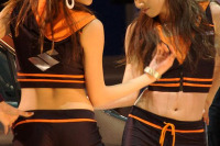【東京オートサロン09】写真蔵…スズキのダンスパフォーマンス 画像