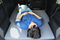 簡単設置!「N-VAN 車中泊マット」がクラファンで先行発売 画像