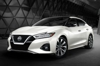 日産 マキシマ は「4ドアスポーツカー」、2023年型を米国発表 画像