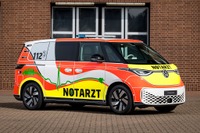 VWのEVミニバン、『ID. Buzz』が救急車に…IAAトランスポーテーション2022で発表予定 画像
