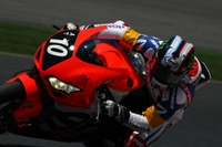 ホンダ、09年二輪モータースポーツ参戦体制を発表 画像