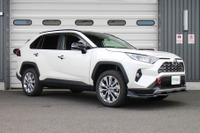 RAV4を1インチリフトアップ！ テインが車高調「STREET ADVANCE Z4」に追加 画像