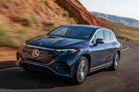 【メルセデスベンツ EQS SUV 海外試乗】アメリカ的な乗り心地と圧倒的な加速感…渡辺慎太郎 画像