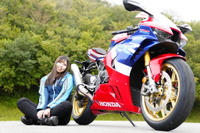 【ホンダ CBR1000RR-R 試乗】サーキットだけじゃないスーパースポーツの楽しみ方とは…丸山浩&美音響華 画像