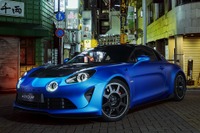 アルピーヌ A110 に頂点「R」、300馬力ターボ搭載の軽量仕様を発表 画像