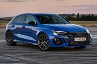 アウディ RS3 最強、407馬力の「パフォーマンスエディション」が登場 画像