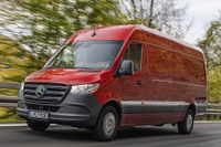 メルセデスベンツの商用EVに次期型、航続475km…2023年2月実車発表へ 画像