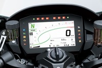 カワサキ Ninja H2 SX、走行中にメーターが再起動 リコール 画像