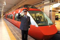 電車に出発合図&シミュレーターで運転士体験…「2023年小田急スペシャル夢袋」 画像