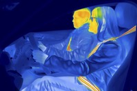 EV用ヒーター付きシートベルト、航続の15%拡大効果も…CES 2023でZFが発表 画像