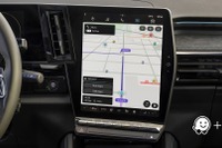 Google傘下企業のナビアプリが初の車載化、欧州向けルノー車に…CES 2023 画像