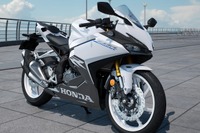 ホンダ CBR250RR、スタイリング変更…足回りやエンジンも強化 画像