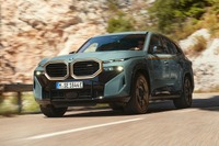 BMW Mモデル初の電動SUV『XM』発売、システム最高出力653ps…価格は2130万円 画像