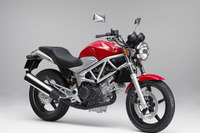 ホンダ VTR 外観を一新…排出ガス規制に適合 画像