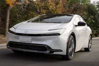 トヨタ プリウス 新型、歴代最高燃費の米国仕様…シカゴモーターショー2023出展へ 画像